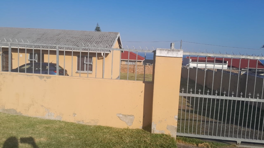 3 Bedroom Property for Sale in Sunnyridge Eastern Cape